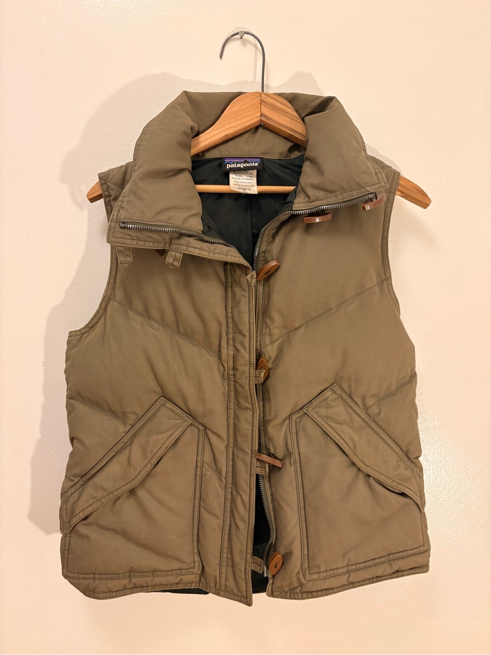 Patagonia Vintage Womens Small Puffer Vest